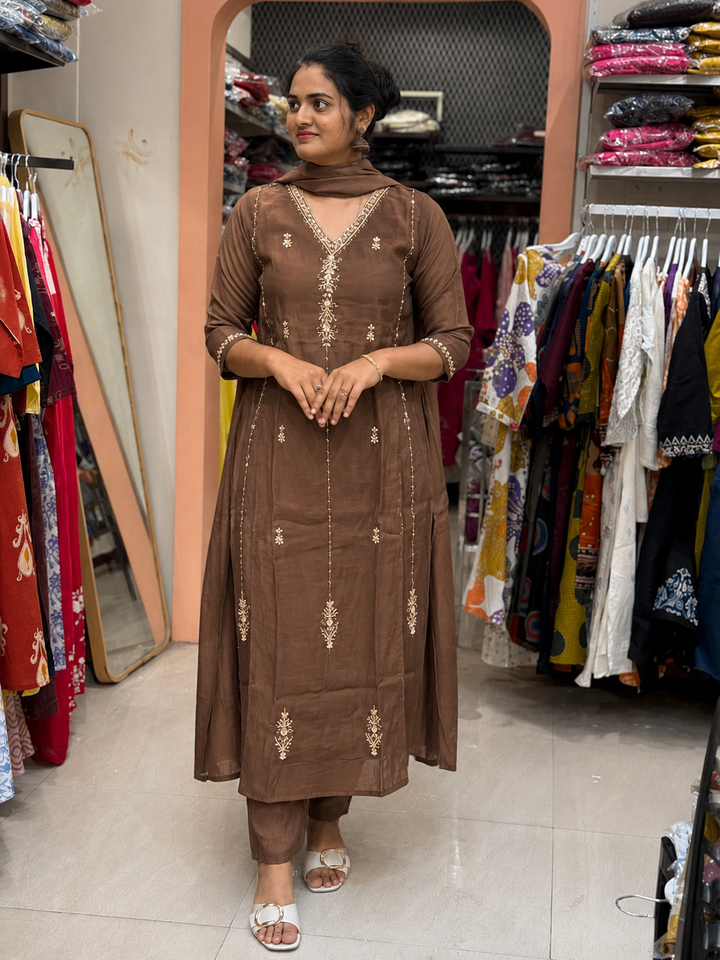 S Mul Chanderi 3 Pc Kurta Set | Semi Party Wear | R138