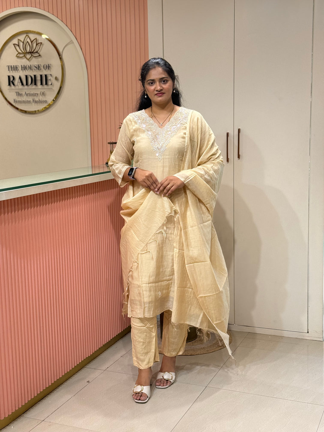Pure Banarasi Mul Chanderi 3 Pcs Kurti set and Hand Embroidery work| R218