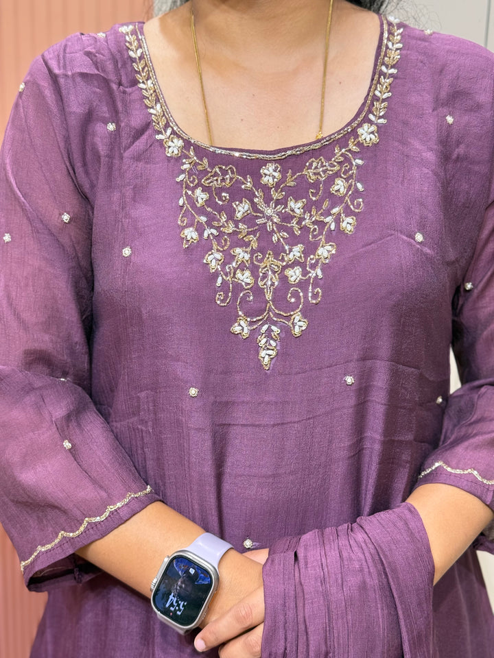 Coral Mul Chanderi with Cut Dana Work | R206