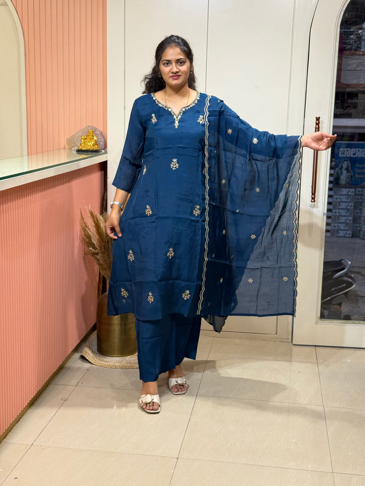 S Mul Chanderi 3 Pc Kurta Set | Semi Party Wear With CottonLining (New Arrivals )| R138