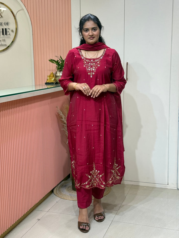 Coral Mul Chanderi semi Party Collection with Cut Dana Work (Restocked)| R206