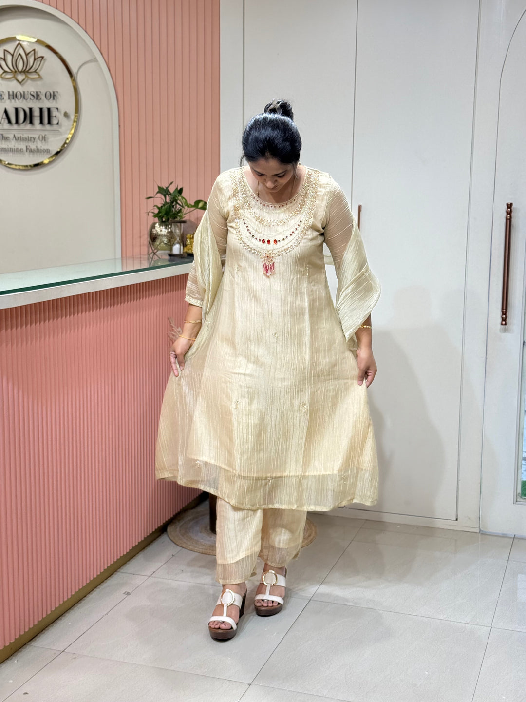 Shimmer Crush Tissue Fabric (salsa) with Jewellery-Style Neck Handwork 𝗦𝘂𝗶𝘁 𝗔𝗿𝗿𝗶𝘃𝗲𝗱 | R148