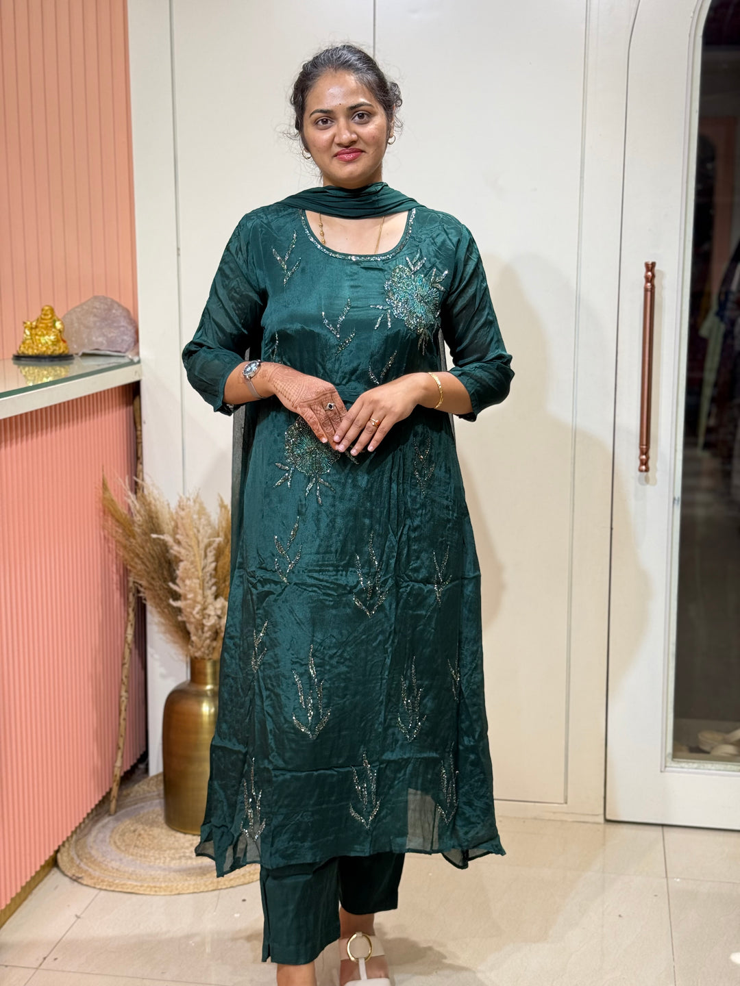 Pure Chinnon Premium 3 Pc Collection – Heavy Handwork Party Wear | R177
