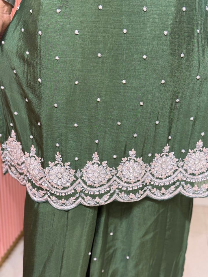 Pure Chinon Collection with Handwork | R177