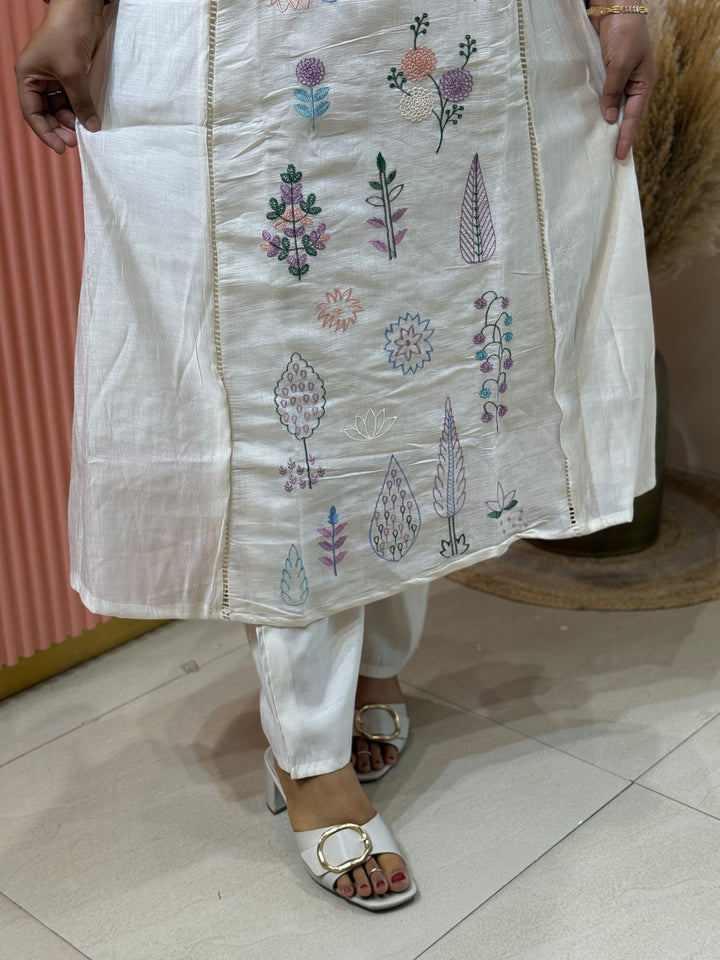 Coral Mul Chanderi Collection with Embroidery work | R179