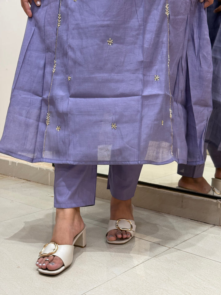 Premium Mul Chanderi with Cut Dana work Party Wear Collection | R206