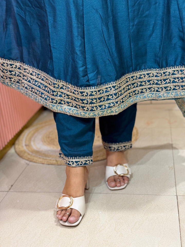 Vichitra Fabric Collection With Elegant Designer Look | RADHE60
