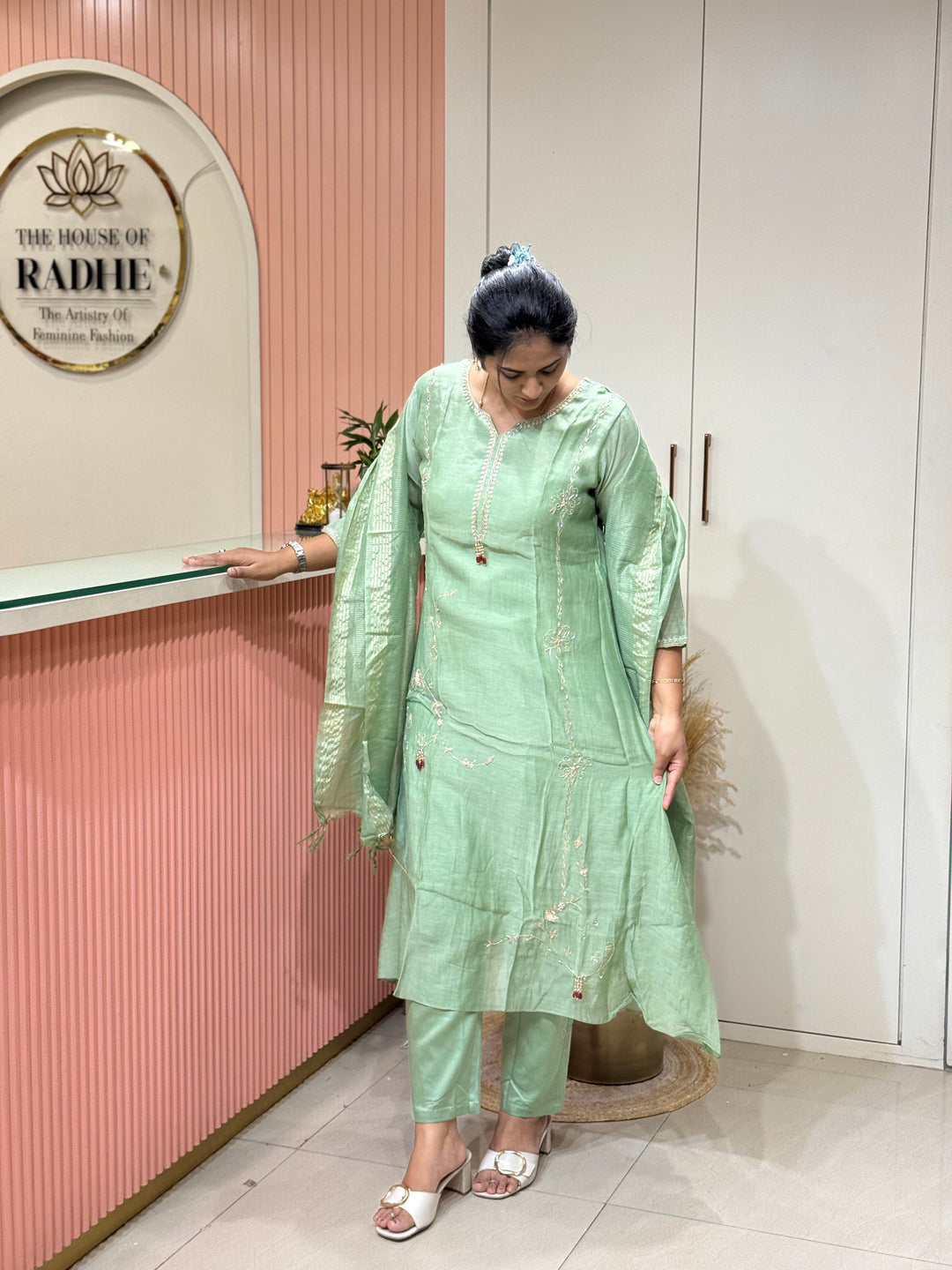 Pure Banarasi Mul Chanderi with Cotton Lining | R218