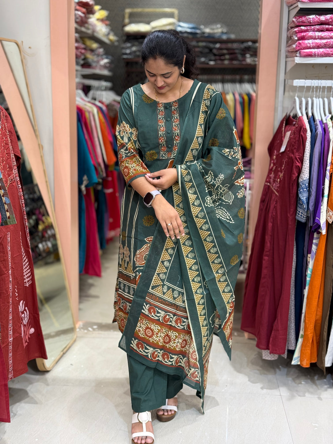 60-60 Cotton 3 Pc Kurta Set | R156