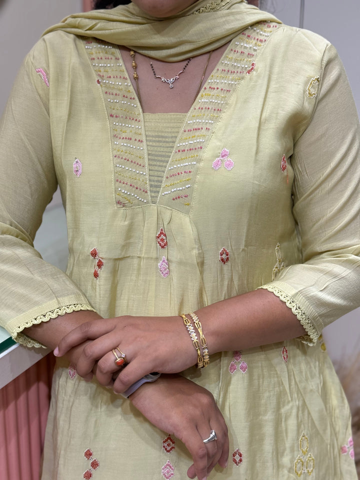 Mul Chanderi Collection with Embroidery work (Cotton Lining)| R204