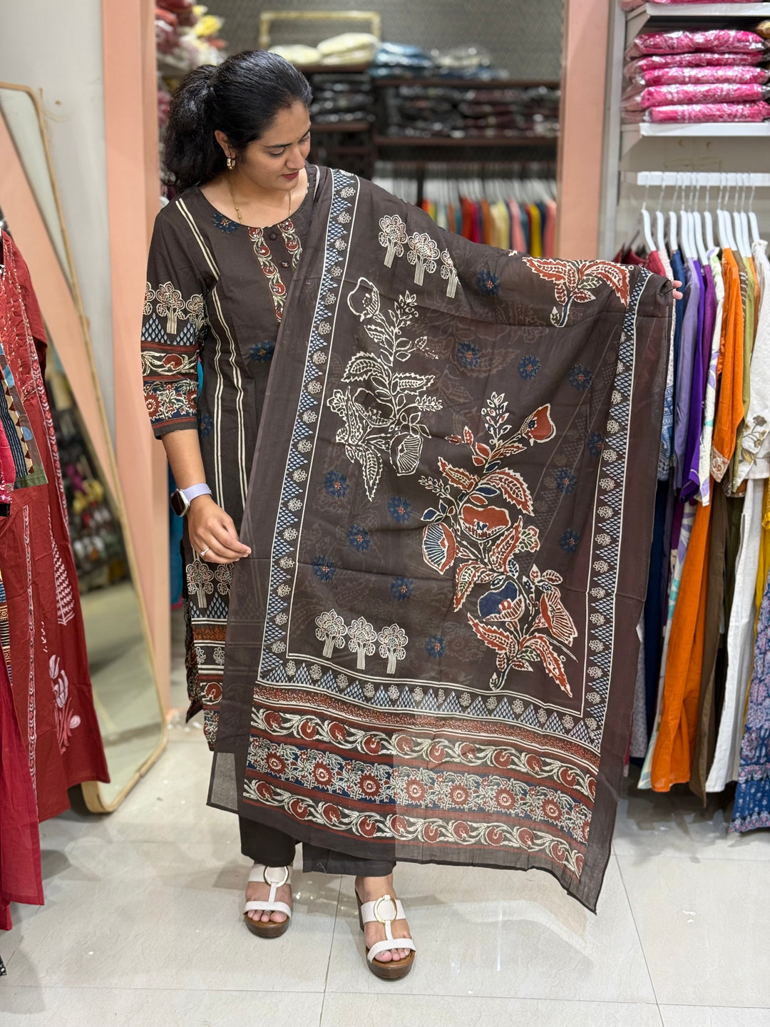 60-60 Cotton 3 Pc Kurta Set | R156