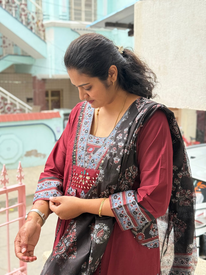 Cotton Yoke Pattern Collection – Real Mirror Work &amp; Pocket Patch | R173