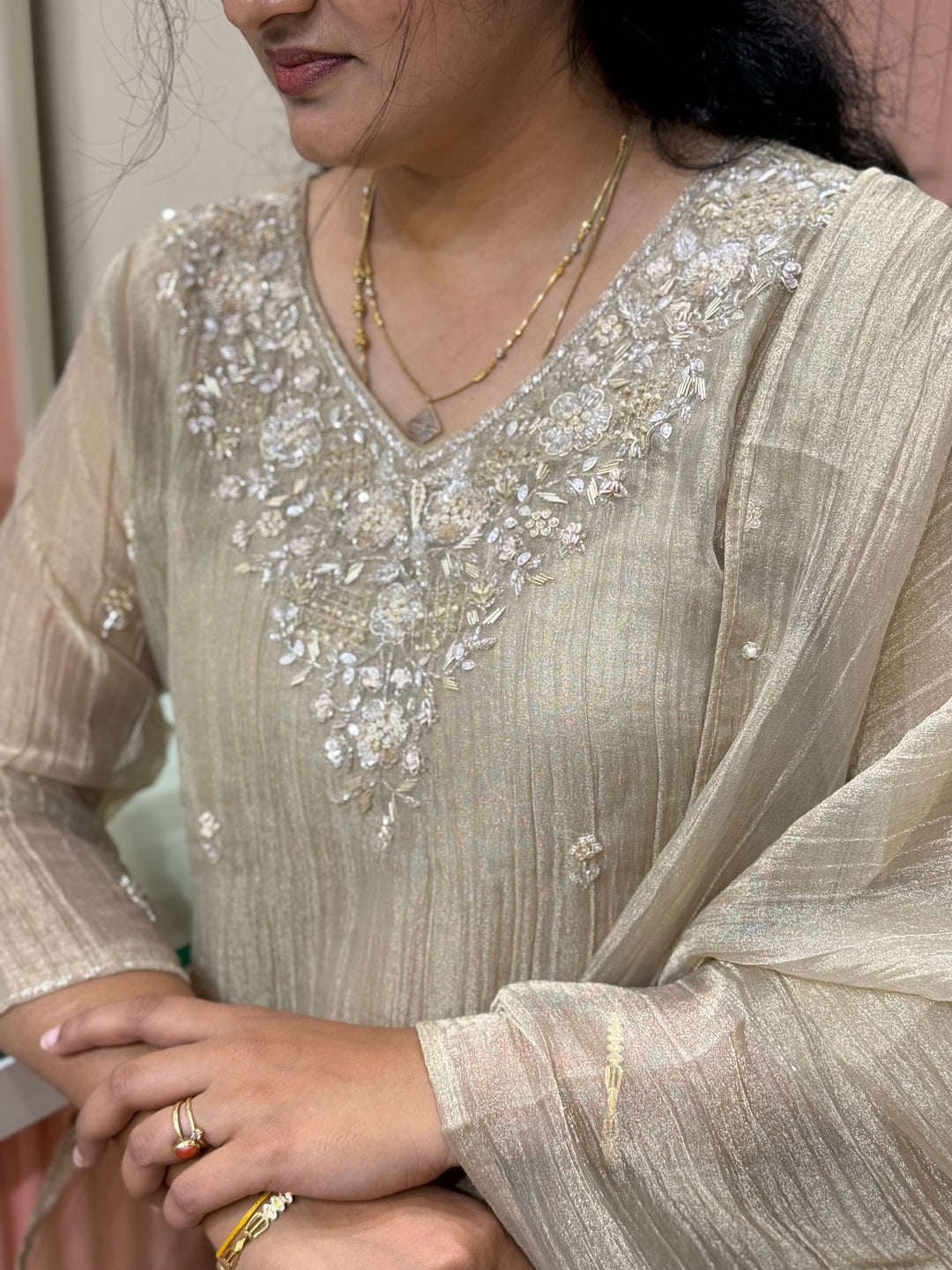 Shimmer Crush Tissue Fabric (salsa) with Handwork 𝗦𝘂𝗶𝘁 𝗔𝗿𝗿𝗶𝘃𝗲𝗱 | R148