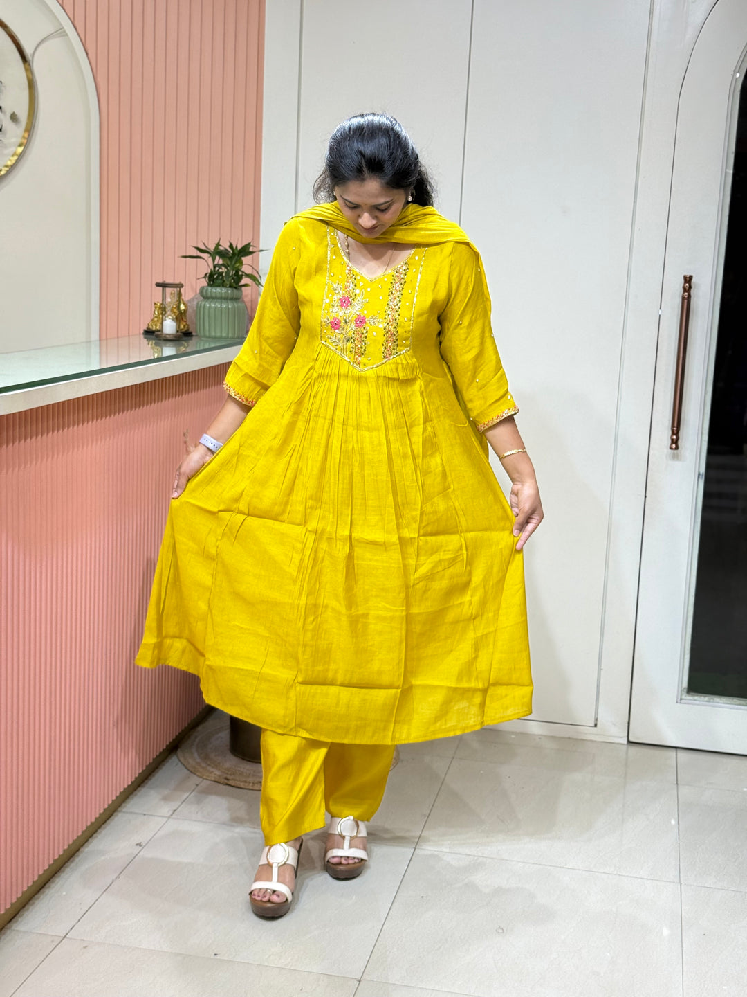 Coral Mul Chanderi Collection Semi Party Wear (Cut Dana &amp; bead Work)| R208