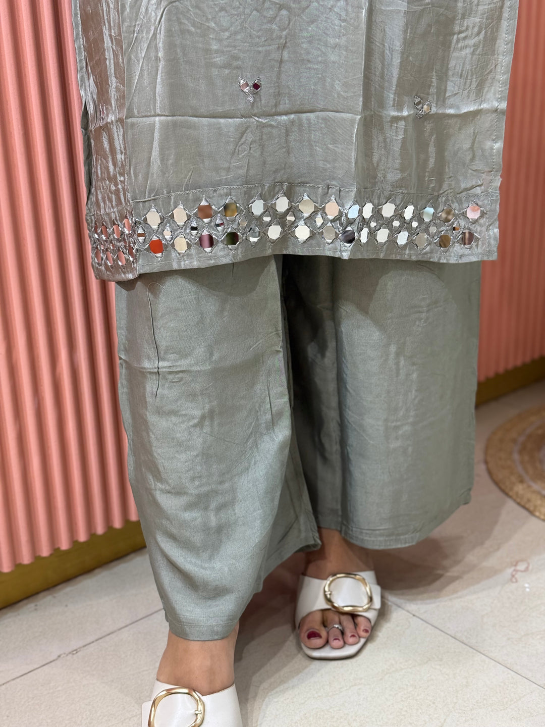 Pure HO Crepe Collection with Hand Real Mirror Work (Cotton Lining) | R221