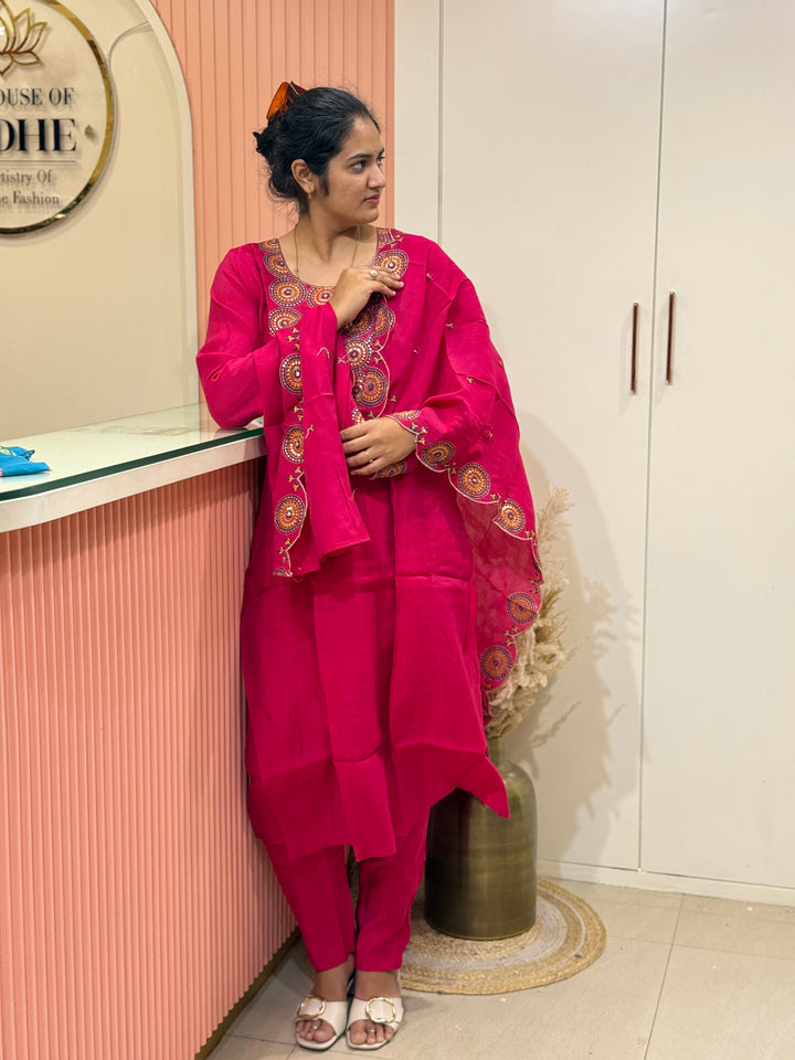 Mul Chanderi Elegant 3 Pc Suit Collection – RADHE76