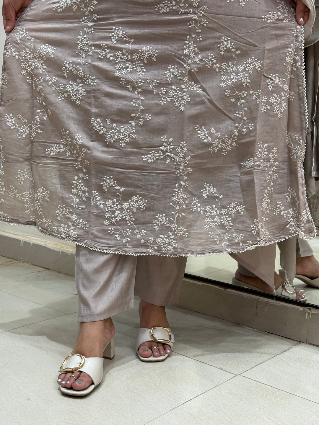 Mul Chanderi with Embroidery work| R205