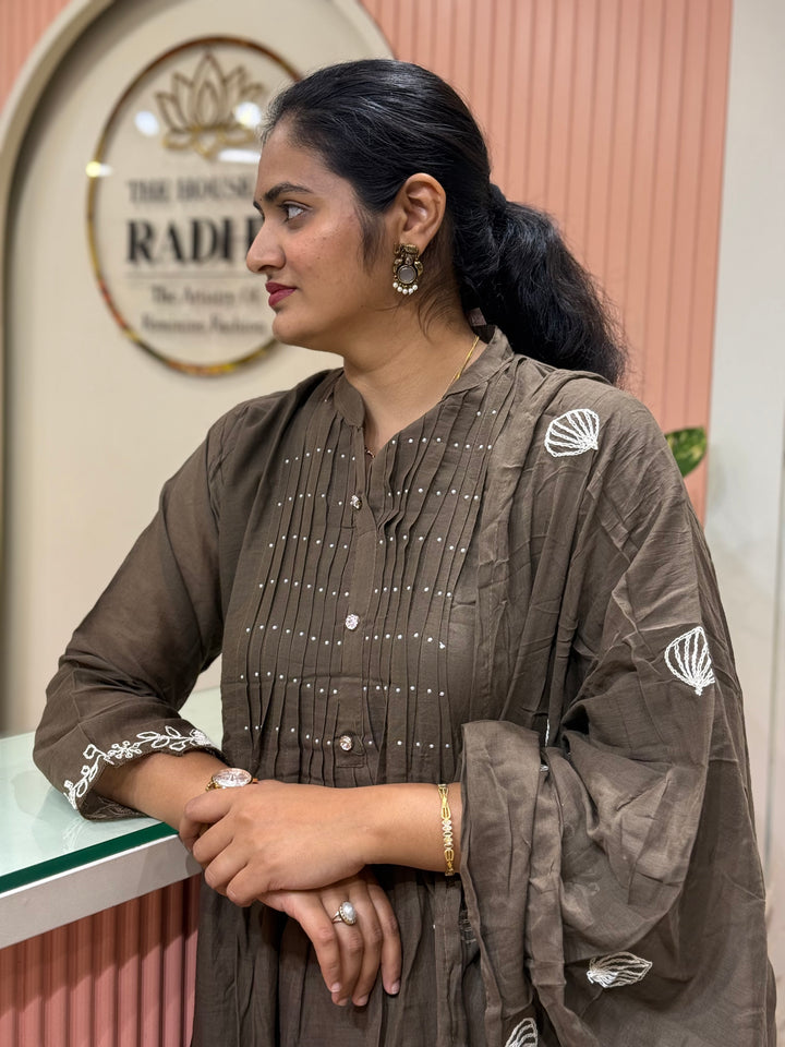 Pure Mul Cotton Collection with embroidery Work ( Cotton Lining) Extra Soft Fabric | R190