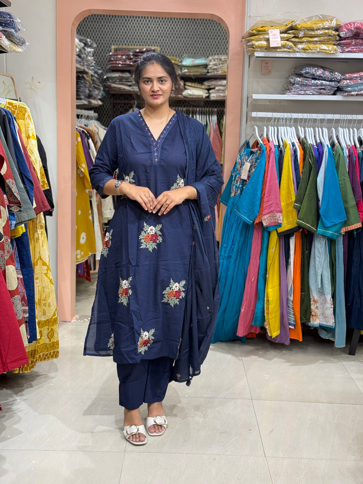 60x60 Cotton Embroidered Collection | R166