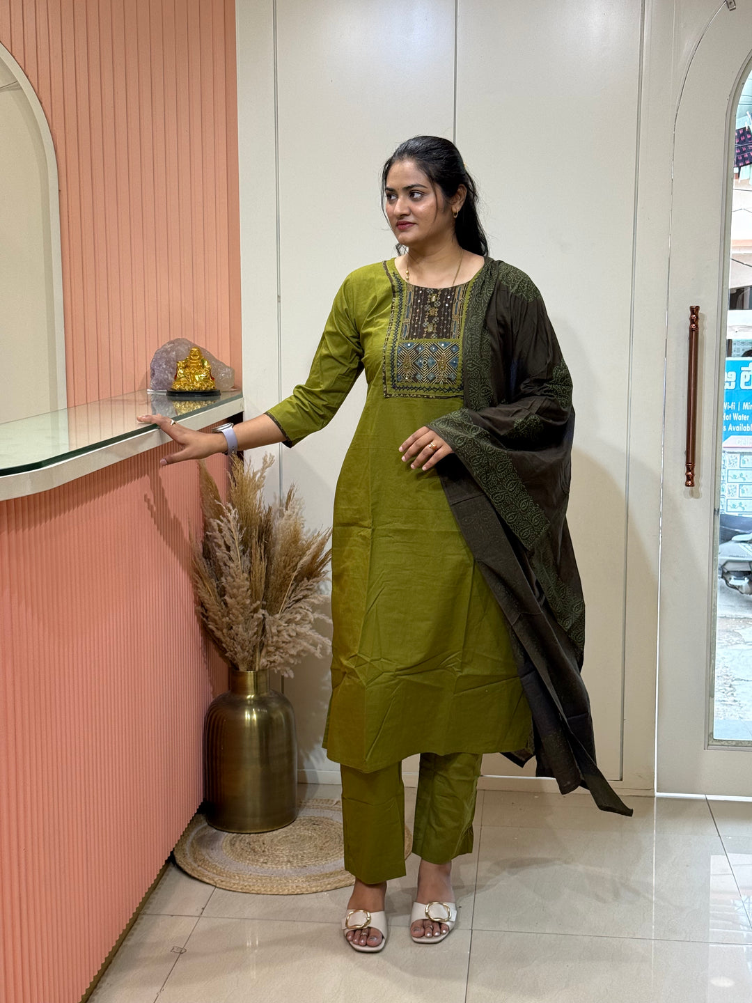 Pure Cotton Collection With Front &amp; Back Patchwork | R210