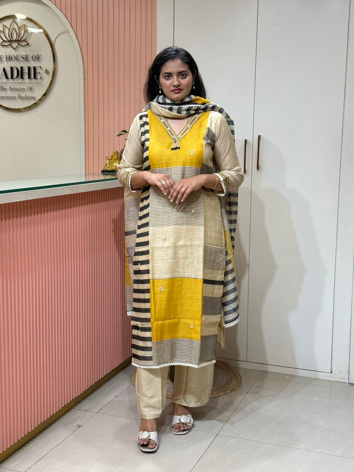 Luxury Pure Linen Collection – Kantha Stitch &amp; Knot Work | R154