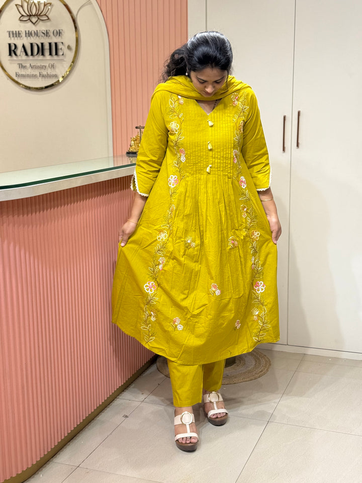 Premium Heavy Cotton Handwork Collection with Organza Dupatta (Cotton Lining )| R224