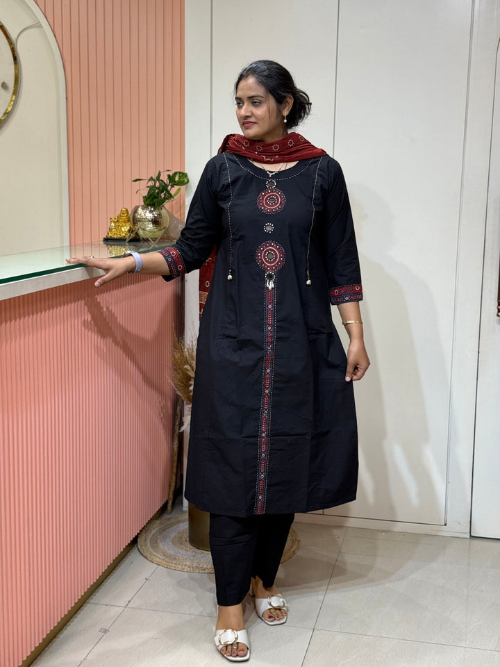 Pure Cotton Geometrical Pattern Collection | R210