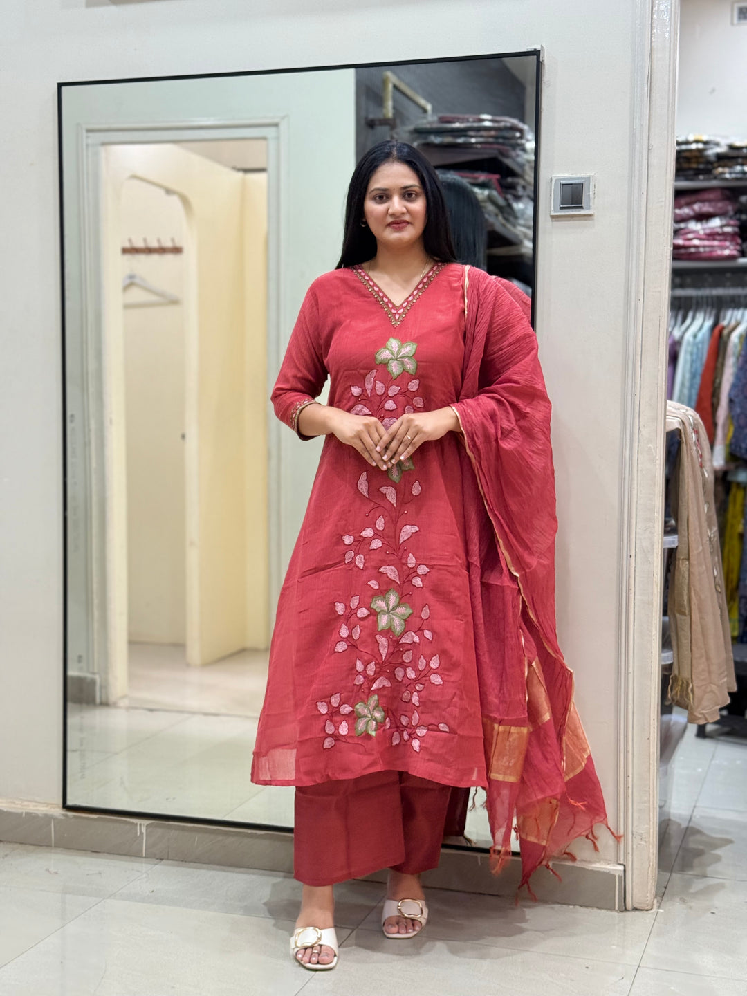 Crush Mul Chanderi Collection With Zari Border Dupatta | R207