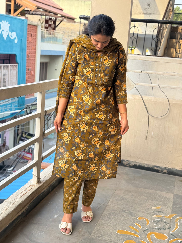 Pure 60-60 Cotton Premium Printed Collection | R164