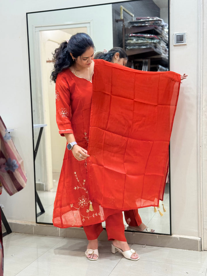 Mul Chanderi Beautiful Collection | R205