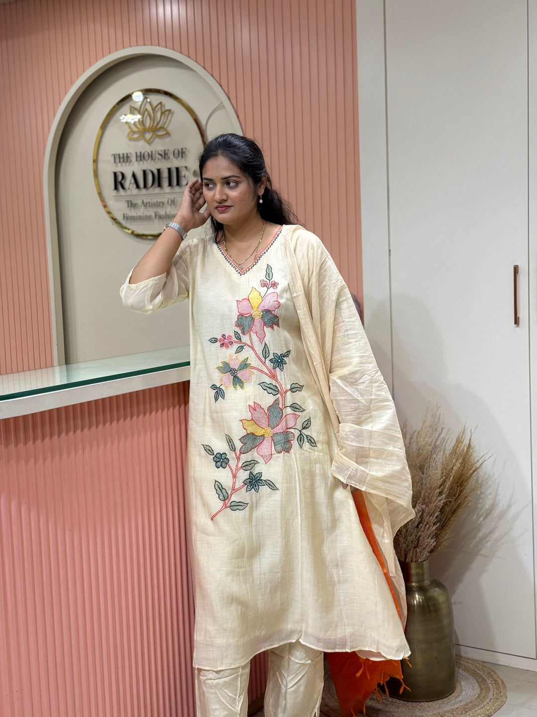 Pure Banarasi Mul Chanderi 3 Pcs Kurti set and Hand Embroidery work| R218