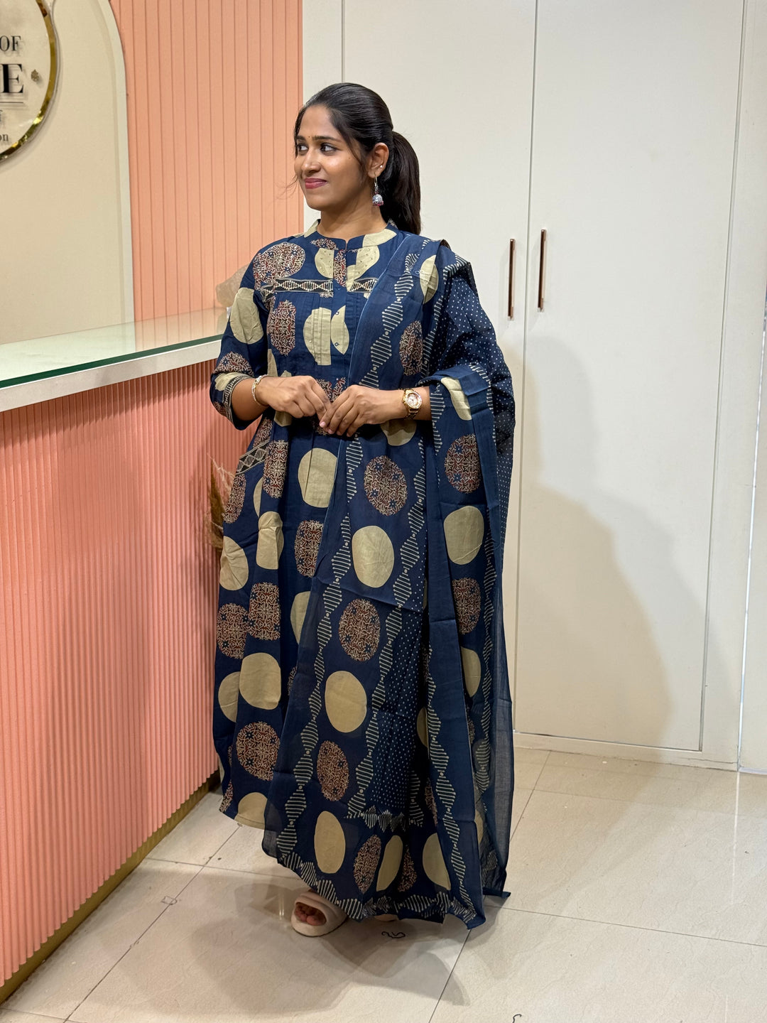 Pure 60-60 Cotton 3 Pc Collection With Polka Dot Plaza | R182