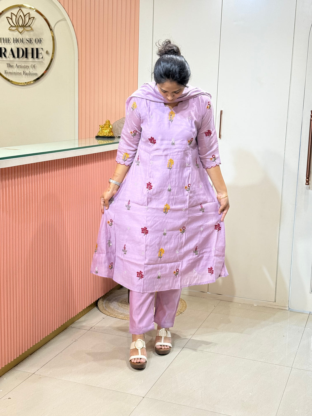 Mul Chanderi Embroidery Collection – Elegant Flare Pattern | R179