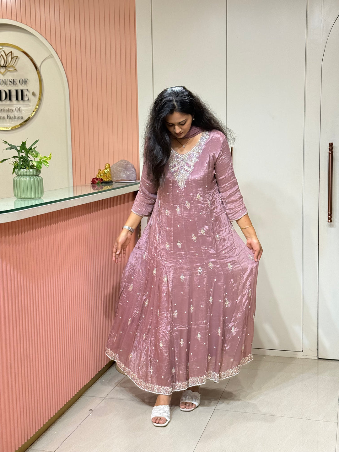 Pure Chinon Collection with Handwork | R177