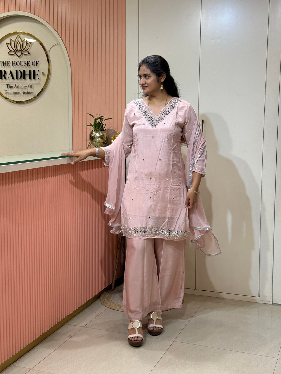 Designer Chinon Collection With Real Mirror Work | R177