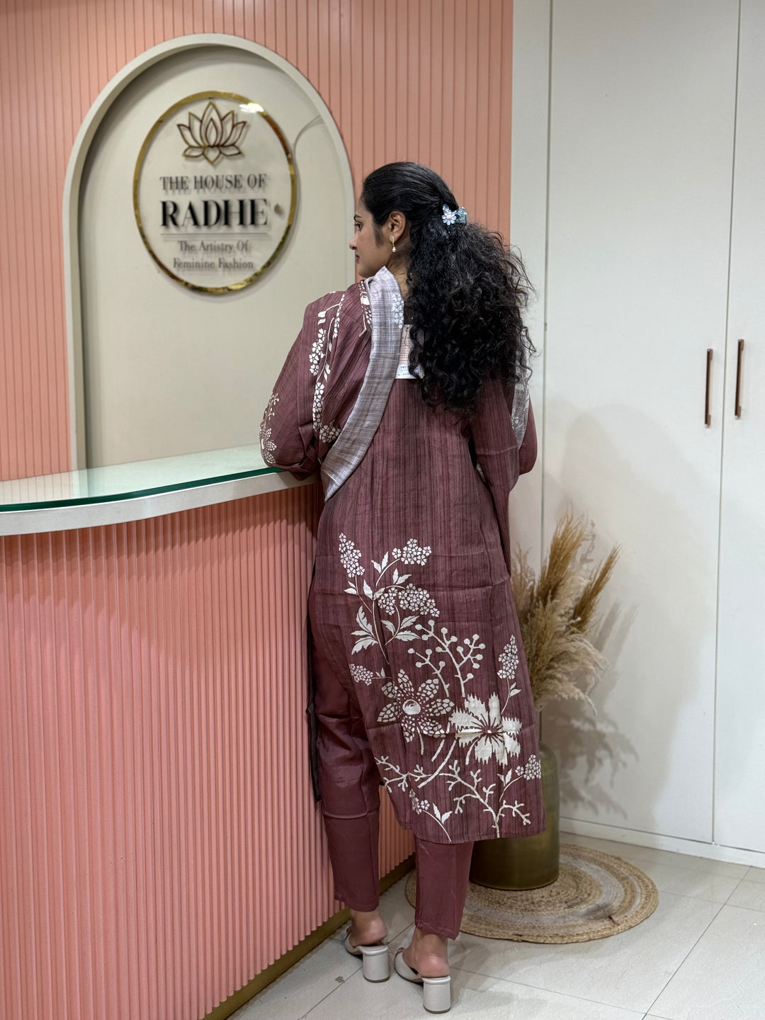 Premium Vatican fabric with beautiful floral work | R146