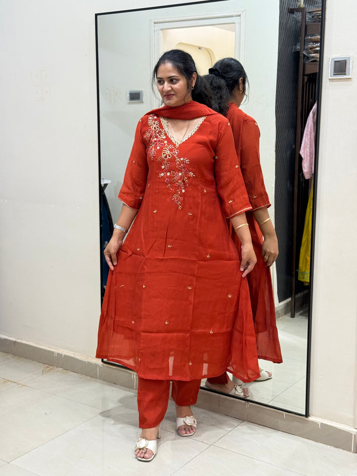 S Mul Chanderi 3 Pc Kurta Set | Semi Party Wear (New Arrivals )| R138