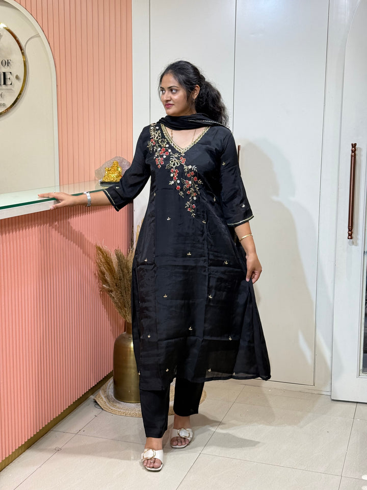 S Mul Chanderi 3 Pc Kurta Set | Semi Party Wear (New Arrivals )| R138