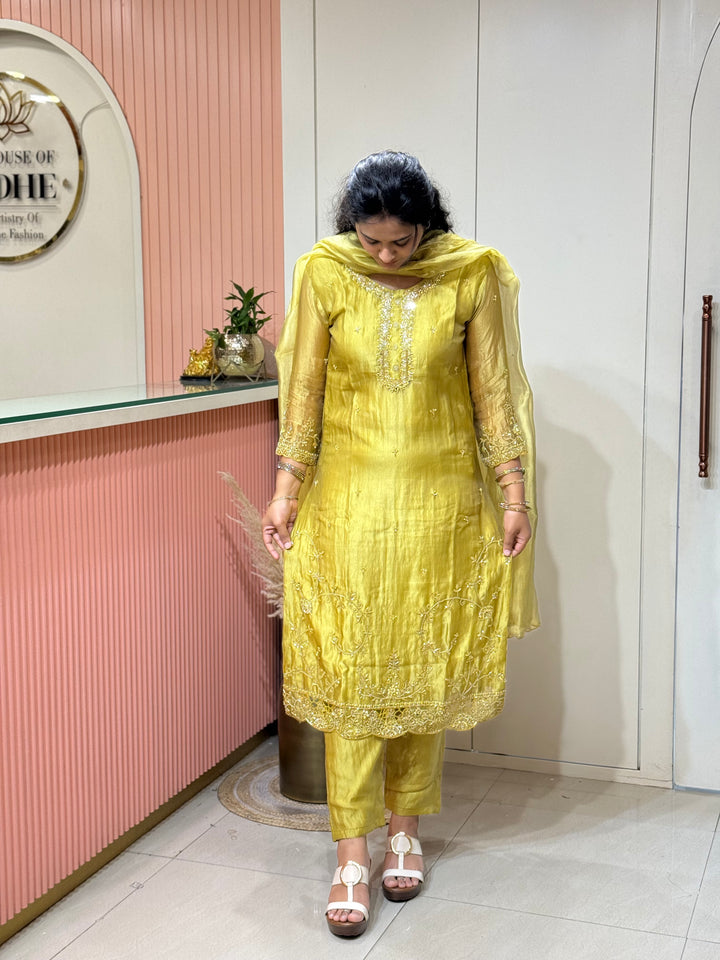 𝗛𝗲𝗮𝘃𝘆 𝗛𝗮𝗻𝗱 𝗘𝗺𝗯𝗿𝗼𝗶𝗱𝗲𝗿𝗲𝗱 𝗖𝗿𝘂𝘀𝗵 𝗧𝗶𝘀𝘀𝘂𝗲 𝗦𝘂𝗶𝘁 𝗔𝗿𝗿𝗶𝘃𝗲𝗱 | R148
