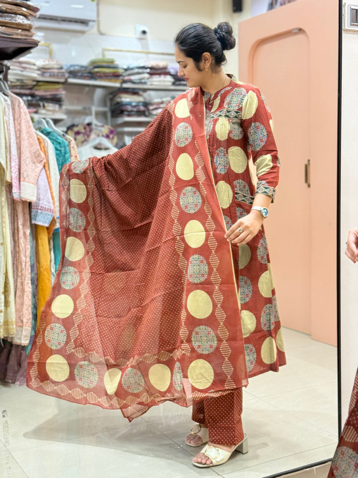 Pure 60-60 Cotton 3 Pc Collection With Polka Dot Palazzo| R182