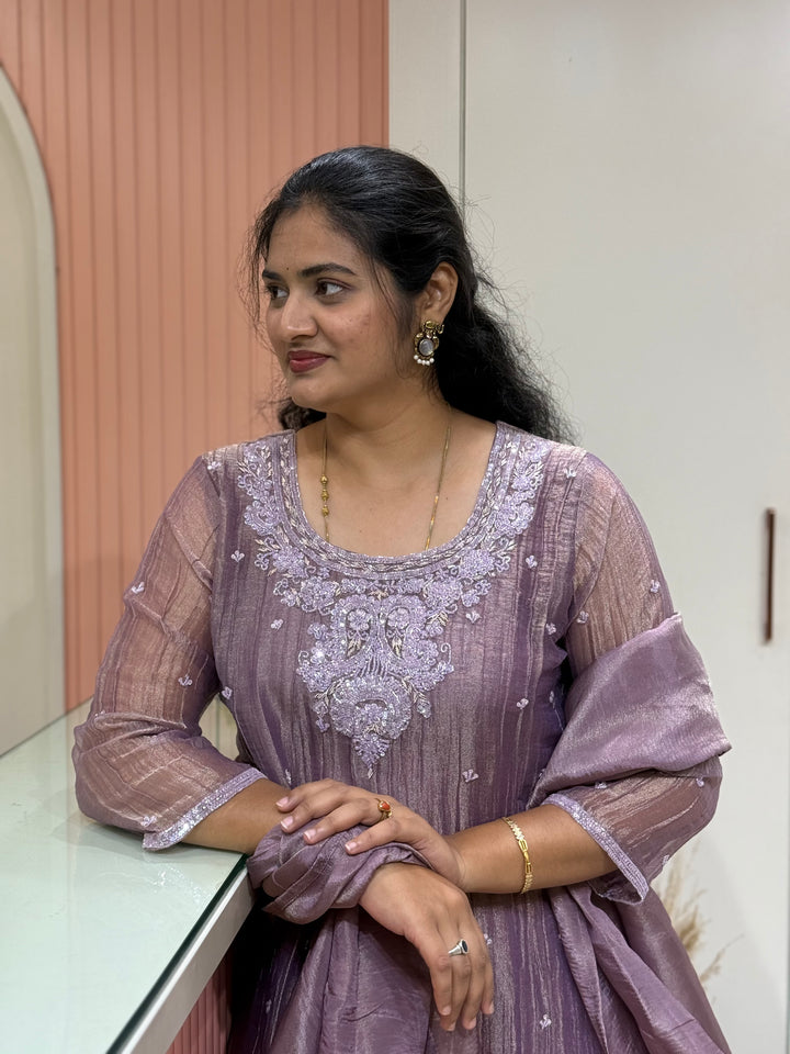 Shimmer Crush Tissue Fabric (salsa) with Handwork 𝗦𝘂𝗶𝘁 𝗔𝗿𝗿𝗶𝘃𝗲𝗱 | R148