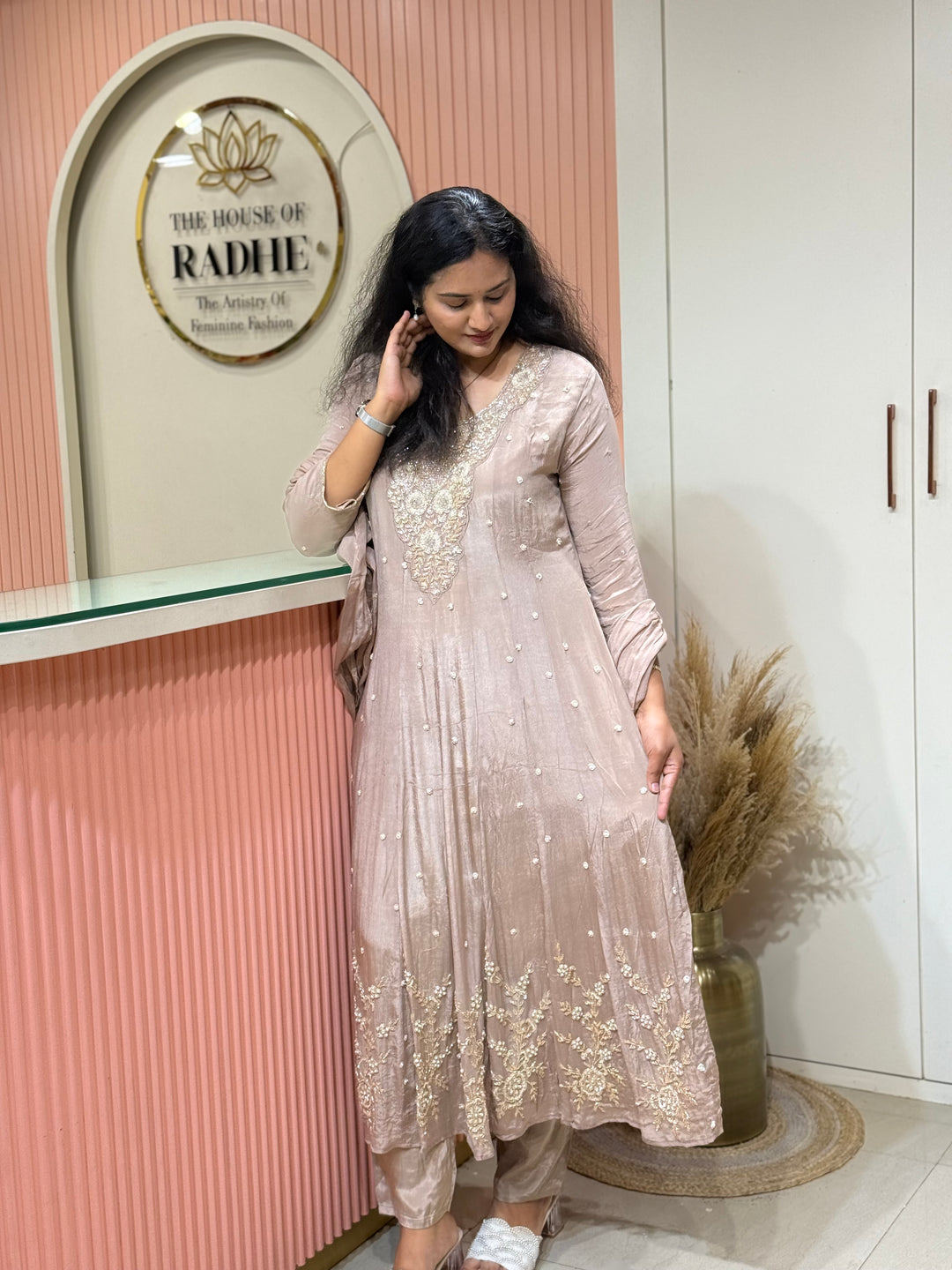 Pure Chinon Collection with Handwork | R177