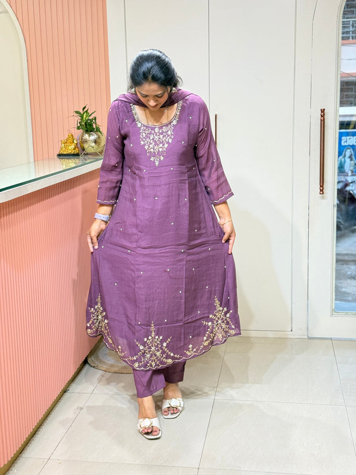 Coral Mul Chanderi with Cut Dana Work | R206