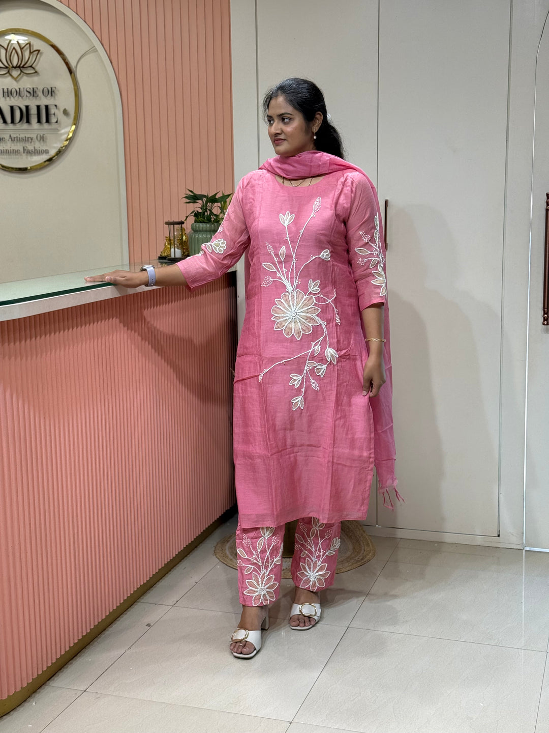 Pure Banarasi Mul Chanderi 3 Pcs Kurti set and Hand Embroidery work| R218