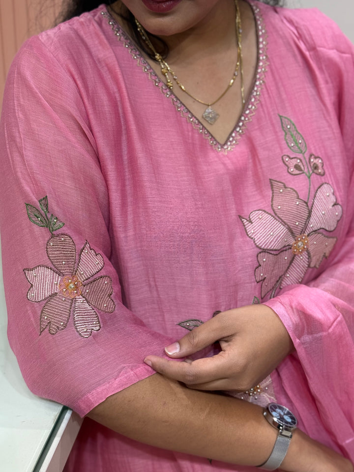 Pure Banarasi Mul Chanderi 3 Pcs Kurti set and Hand Embroidery work| R218