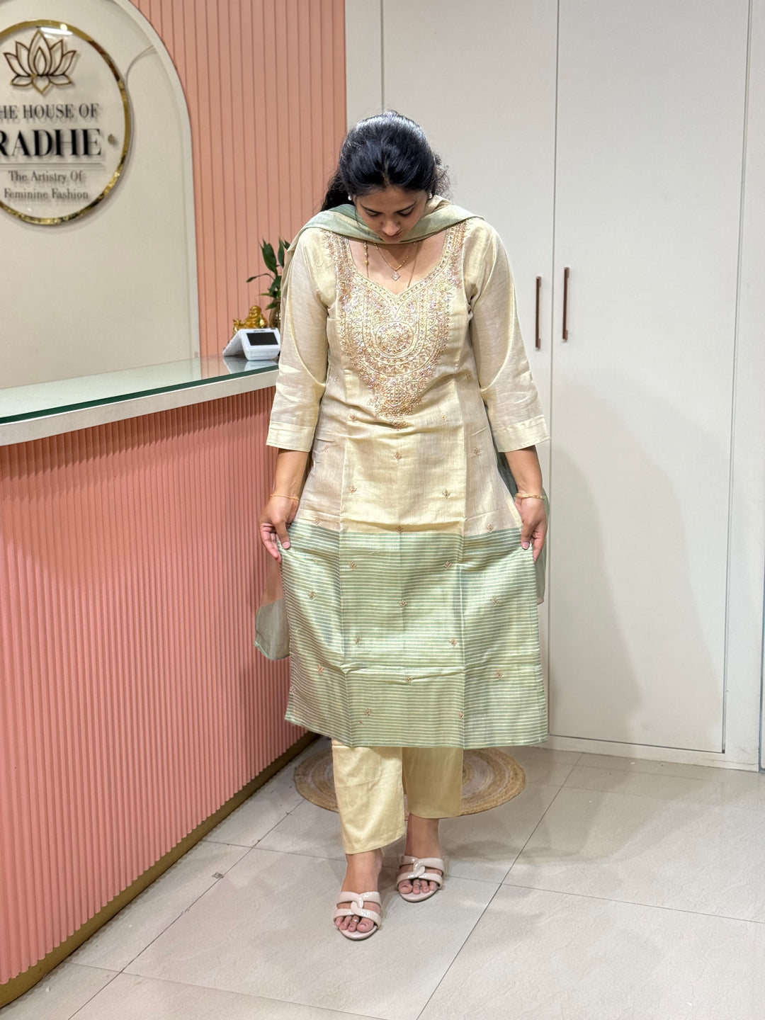 Pure Tissue Collection | Neck Handwork &amp; Beautiful Dupatta | R148