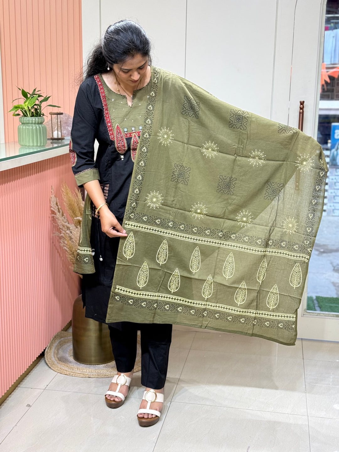 Cotton Collection with Patch Work (Print Dupatta) | R210