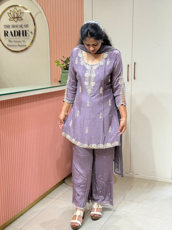 Chinon Heavy Handwork Collection| R231