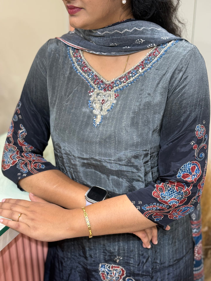 Pure Crepe 3Pcs Set Collection (Cotton Lining )| R221