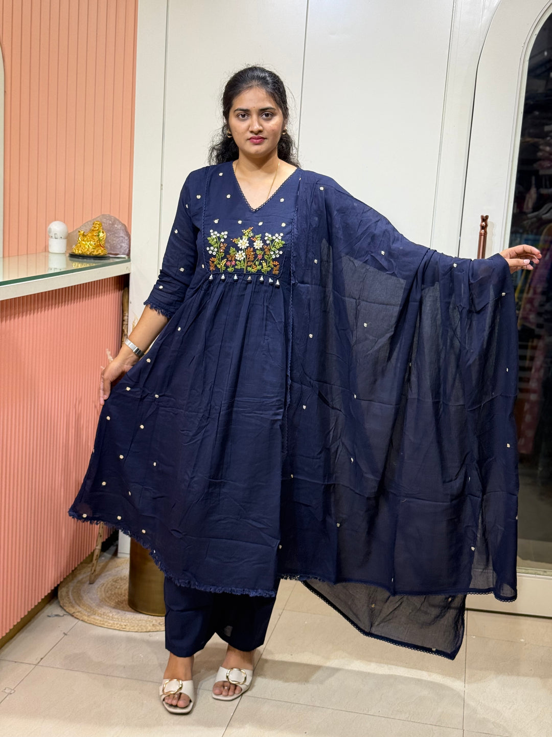 Mul Cotton Collection with Cotton Lining | Hand Embroidery |R165